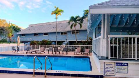 798 Crandon Blvd 55-B, Key Biscayne FL - photo 7 of 15