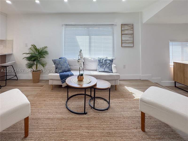 3 bedroom SingleFamilyResidence at 3630 NW 98th St, The Tropics Addn, Miami — photo 5
