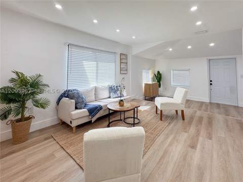 3630 NW 98th St, Miami FL - photo 7 of 29