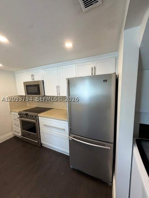 4590 SW 68th Ct Cir 8, Miami FL - photo 22 of 44