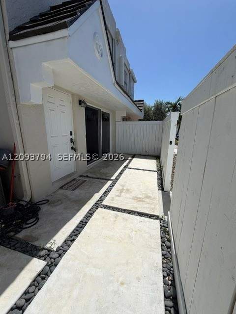 4590 SW 68th Ct Cir 8, Miami FL - photo 8 of 44