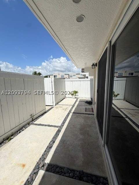 4590 SW 68th Ct Cir 8, Miami FL - photo 9 of 44