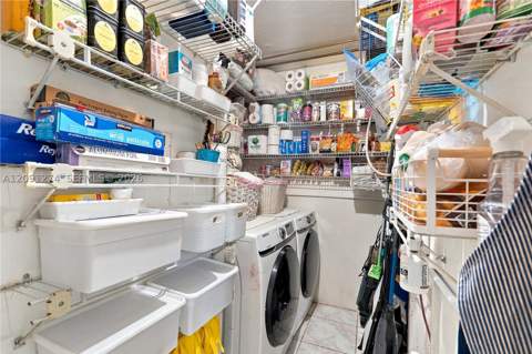 890 NE 168th St, North Miami Beach FL - photo 20 of 32