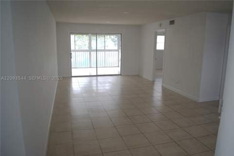 2640 SE 19th Ct 201-D, Homestead FL - photo 6 of 22