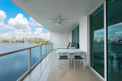 18100 N Bay Rd 1009, Sunny Isles Beach FL - photo 20 of 30