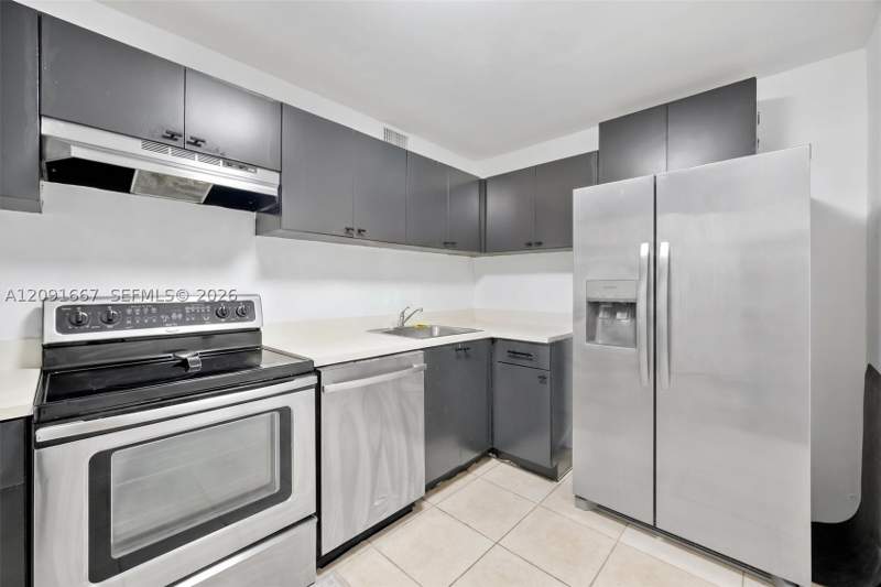 1 bedroom Condominium at 1800 Sans Souci Blvd 201, Bayview Palms Condo, North Miami — photo 3