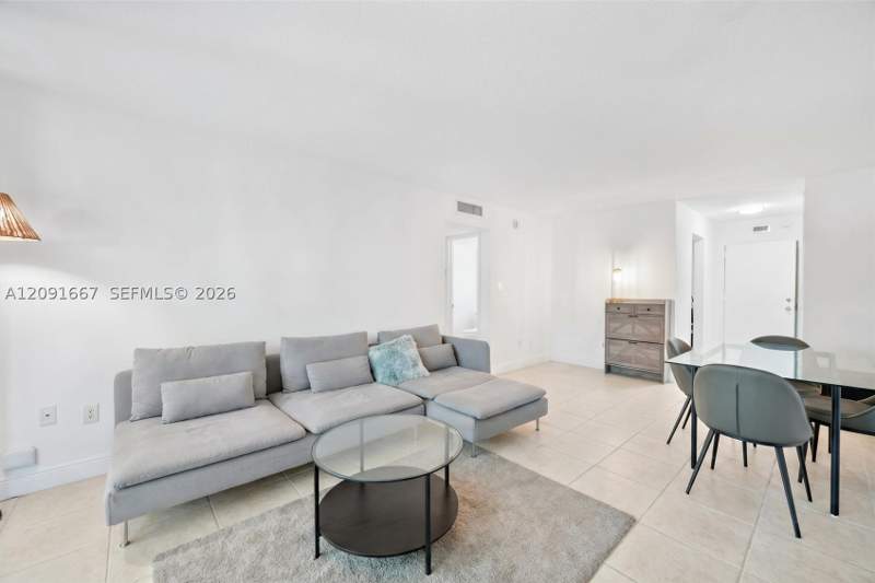 1 bedroom Condominium at 1800 Sans Souci Blvd 201, Bayview Palms Condo, North Miami — photo 5
