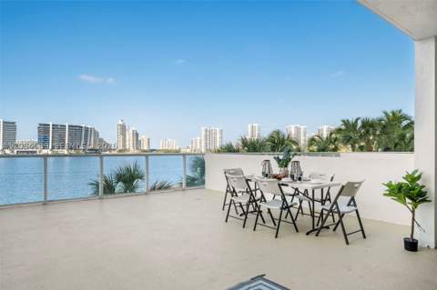 18100 N Bay Rd 308, Sunny Isles Beach FL - photo 17 of 38