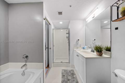 18100 N Bay Rd 308, Sunny Isles Beach FL - photo 19 of 38
