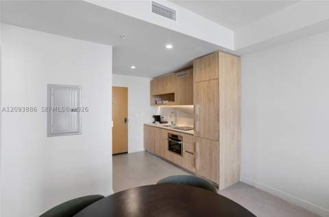 11 NE 6th St 2310, Miami FL - photo 12 of 55
