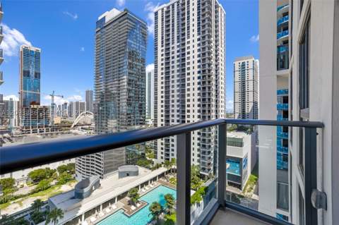 11 NE 6th St 2310, Miami FL - photo 21 of 55