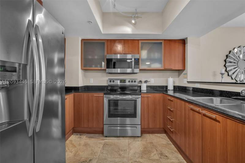 1 bedroom Condominium at 16699 Collins Ave 3010, La Perla Condo, Sunny Isles Beach — photo 5