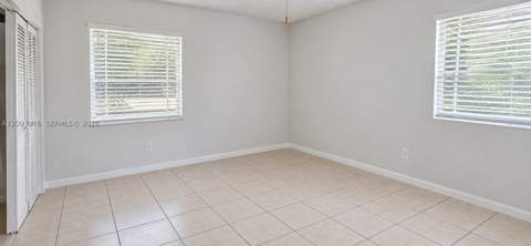 9760 SW 211th St, Cutler Bay FL - photo 12 of 31