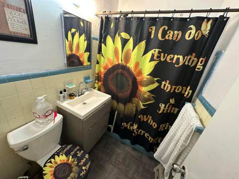 555 Harem Avenue, Opa Locka FL - photo 14 of 22