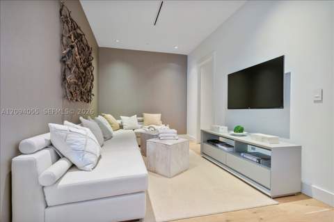 102 24th St Ph-1607, Miami Beach FL - photo 10 of 32