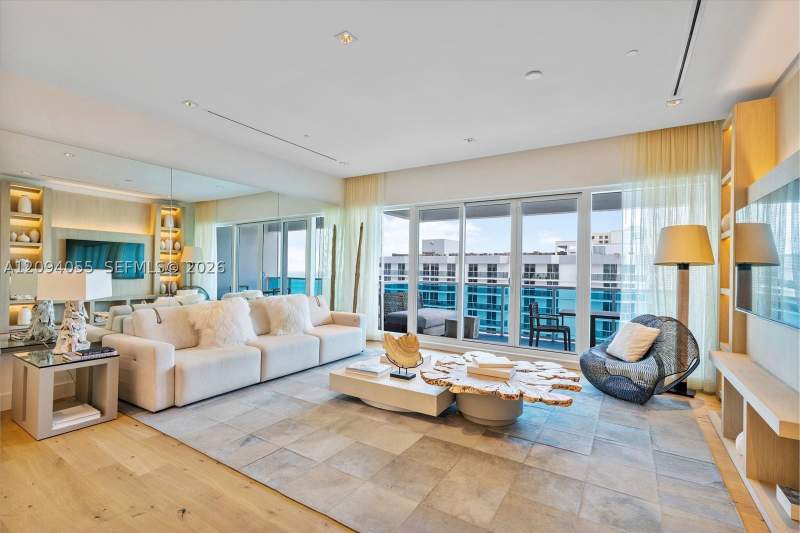 2 bedroom Condominium at 102 24th St Ph-1607, 2399 Collins Avenue, Miami Beach — photo 2