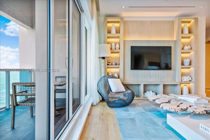 2 bedroom Condominium at 102 24th St Ph-1607, 2399 Collins Avenue, Miami Beach — photo 5