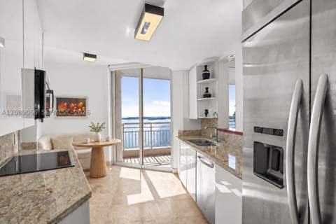 808 Brickell Key Dr 2002, Miami FL - photo 10 of 36