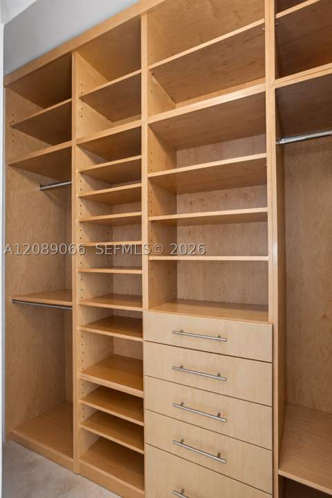 808 Brickell Key Dr 2002, Miami FL - photo 22 of 36