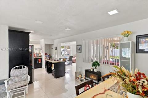 9625 Dominican Dr, Cutler Bay FL - photo 15 of 43