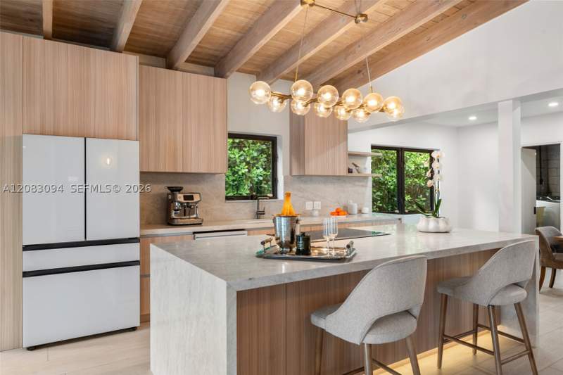 3 bedroom SingleFamilyResidence at 815 NE 91st Ter, Golden Gate Park Addn, Miami Shores — photo 2