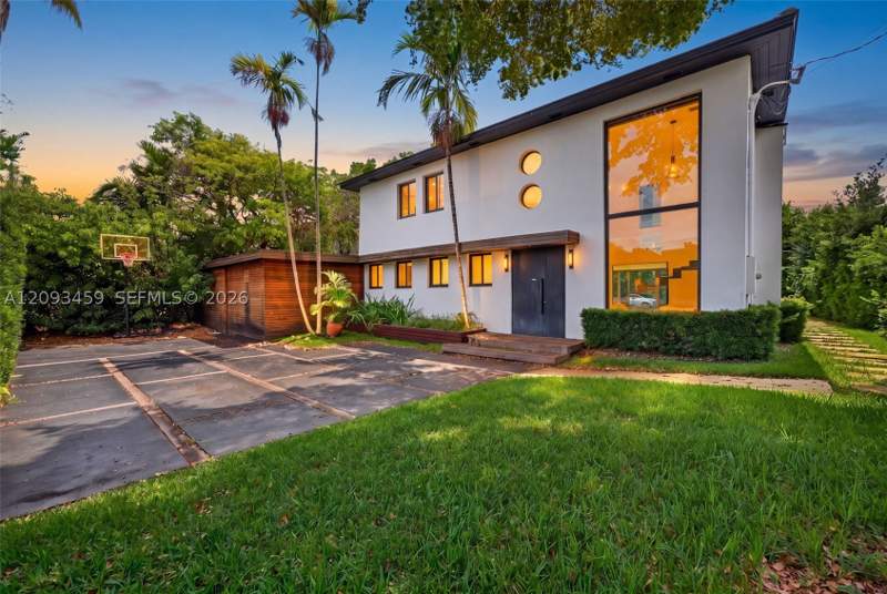 4 bedroom SingleFamilyResidence at 4353 Alton Rd, Nautilus Extension, Miami Beach — photo 2