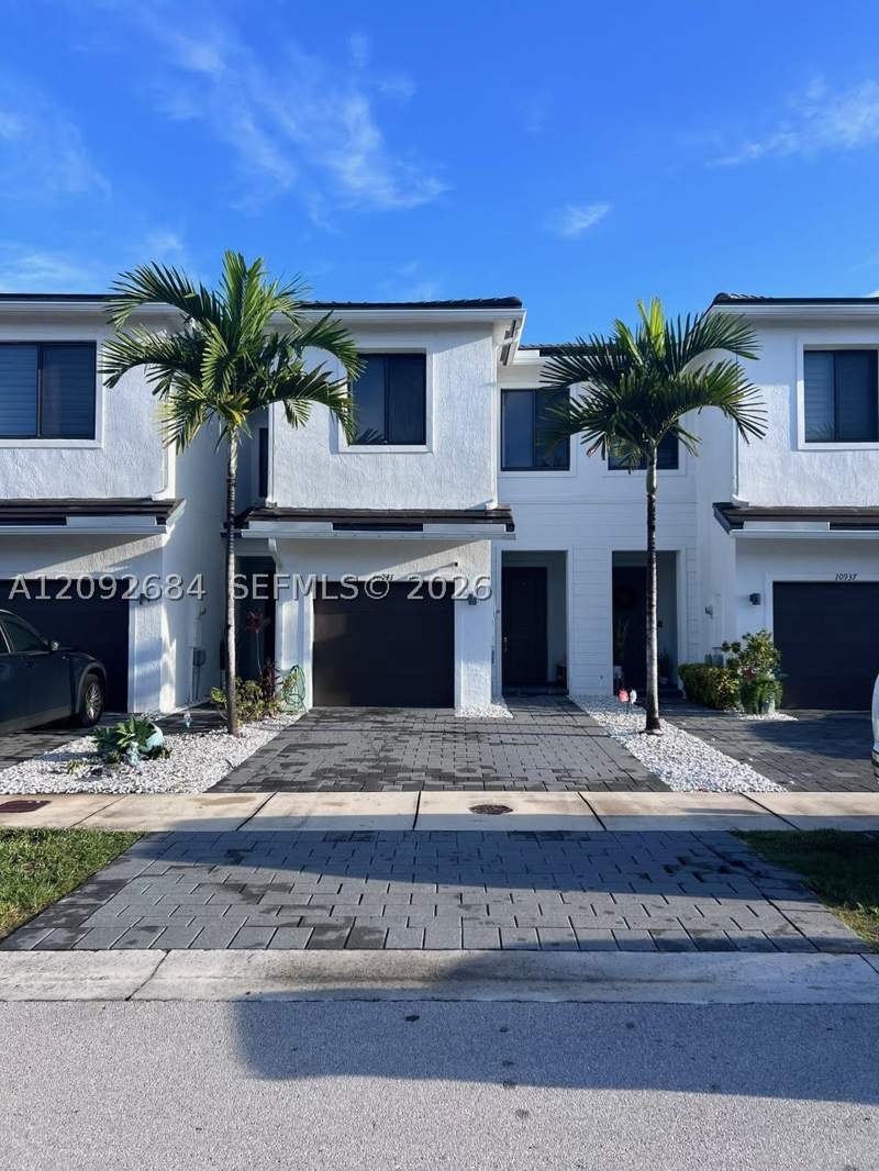 3 bedroom Townhouse at 10941 SW 232nd Ter, Mc Residential, Homestead — photo 5