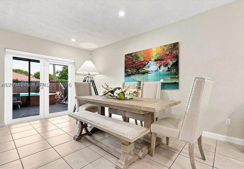 3 bedroom SingleFamilyResidence at 13617 SW 264th Ter, Naranja Gardens, Homestead — photo 2