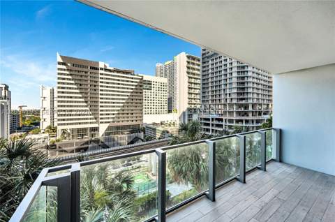 88 SW 7th St 806, Miami FL - photo 12 of 51