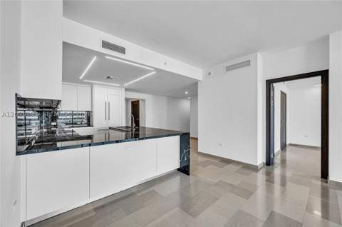 88 SW 7th St 806, Miami FL - photo 16 of 51