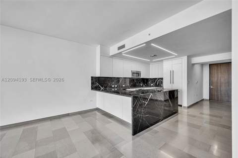 88 SW 7th St 806, Miami FL - photo 18 of 51