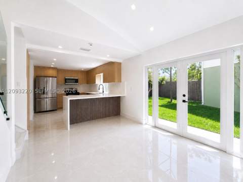 11708 SW 114th Ter, Miami FL - photo 6 of 27
