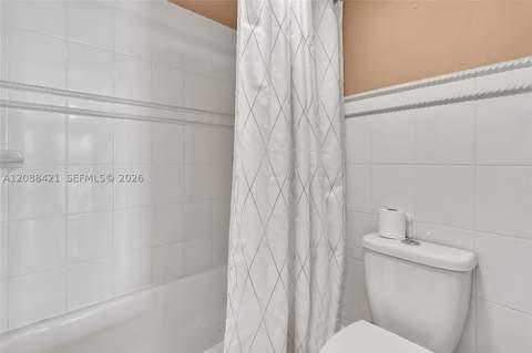 20400 W Country Club Dr 711, Aventura FL - photo 13 of 24