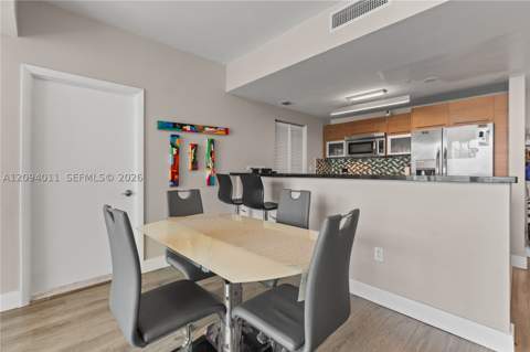 244 Biscayne Blvd 2410, Miami FL - photo 7 of 34