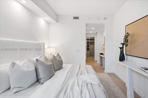 2200 Brickell Ave Gv04, Miami FL - photo 8 of 45