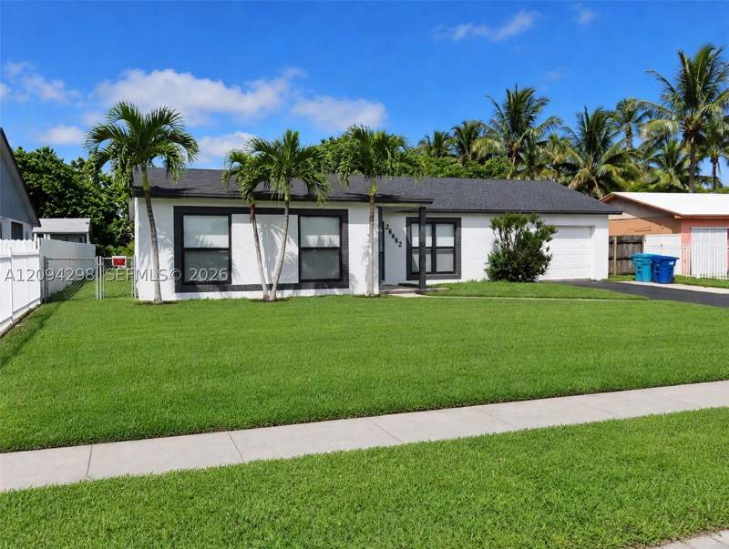 3 bedroom SingleFamilyResidence at 26682 SW 125th Ct, Meadow Wood Manor Sec 3, Homestead — photo 2