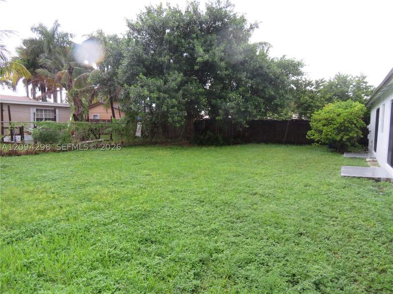 3 bedroom SingleFamilyResidence at 26682 SW 125th Ct, Meadow Wood Manor Sec 3, Homestead — photo 5