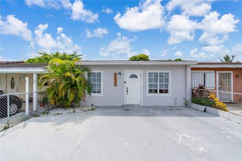 21466 NW 40th Cir Ct, Miami Gardens FL - photo 8 of 26