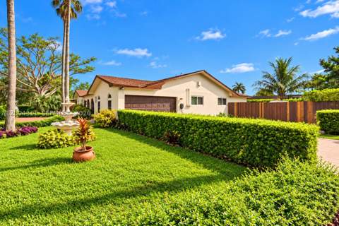 19901 Highland Lakes Blvd, Miami FL - photo 6 of 44