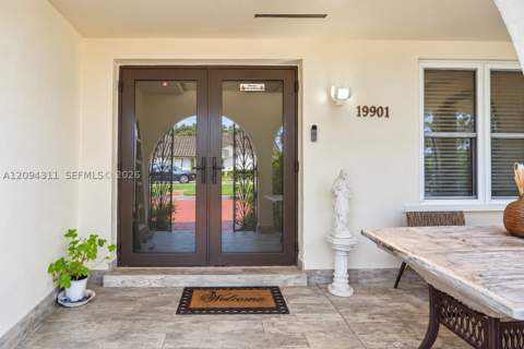 19901 Highland Lakes Blvd, Miami FL - photo 7 of 44