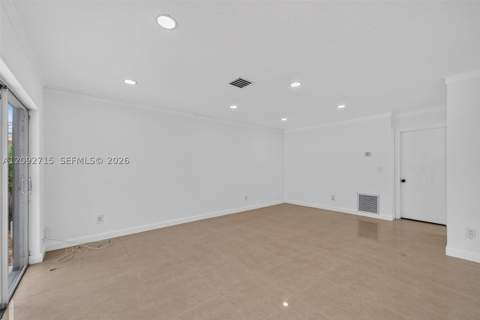 9410 SW 212th Ter, Cutler Bay FL - photo 18 of 83