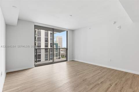 697 N Miami Ave 1810, Miami FL - photo 7 of 33