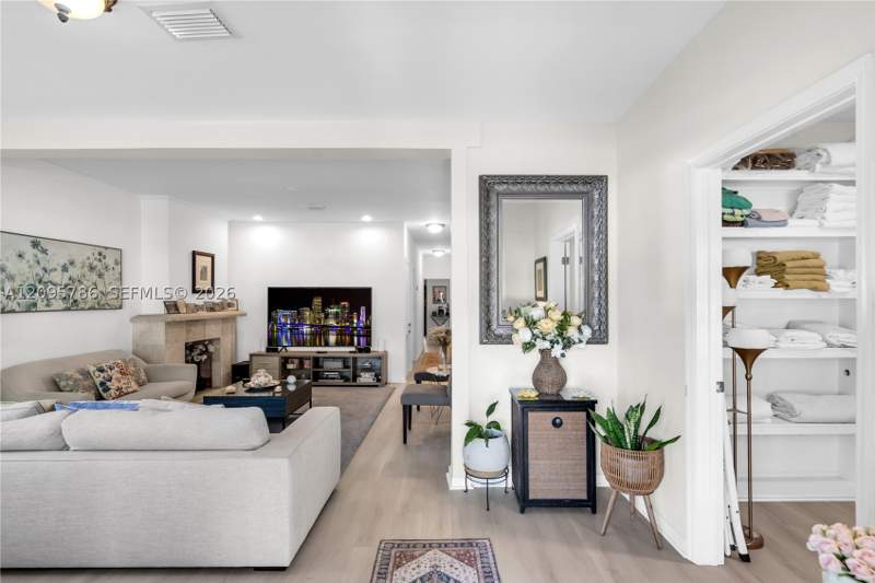3 bedroom SingleFamilyResidence at 7611 NW 3rd Ave, Pinemount, Miami — photo 2