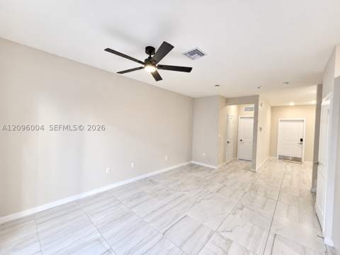 2419 SE 11th St, Homestead FL - photo 9 of 34