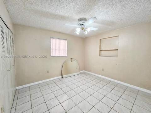 4596 E 8th Ct, Hialeah FL - photo 9 of 28