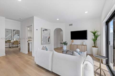 1140 SW 85th Ct, Miami FL - photo 8 of 20