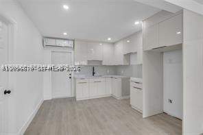 2121 NW 86th Ter, Miami FL - photo 10 of 30