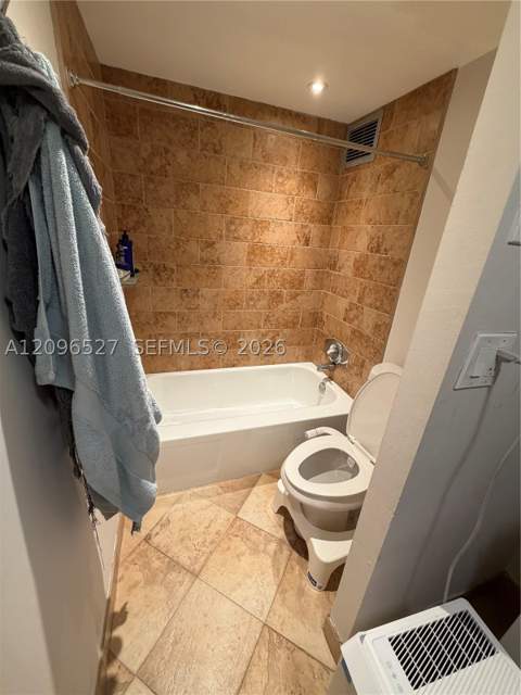10101 E Bay Harbor Dr 210, Bay Harbor Islands FL - photo 14 of 17