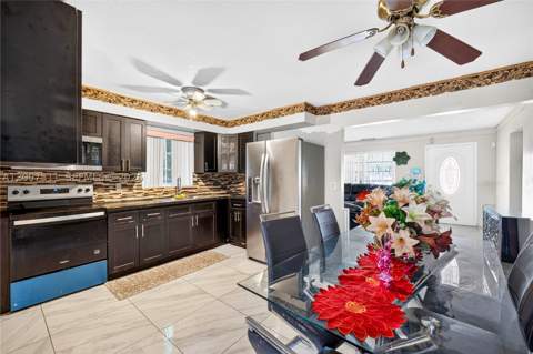 940 NW 135th St, North Miami FL - photo 16 of 51