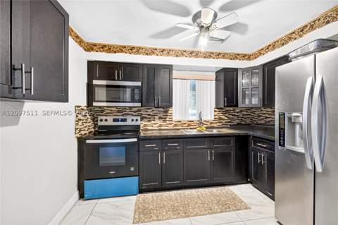 940 NW 135th St, North Miami FL - photo 18 of 51